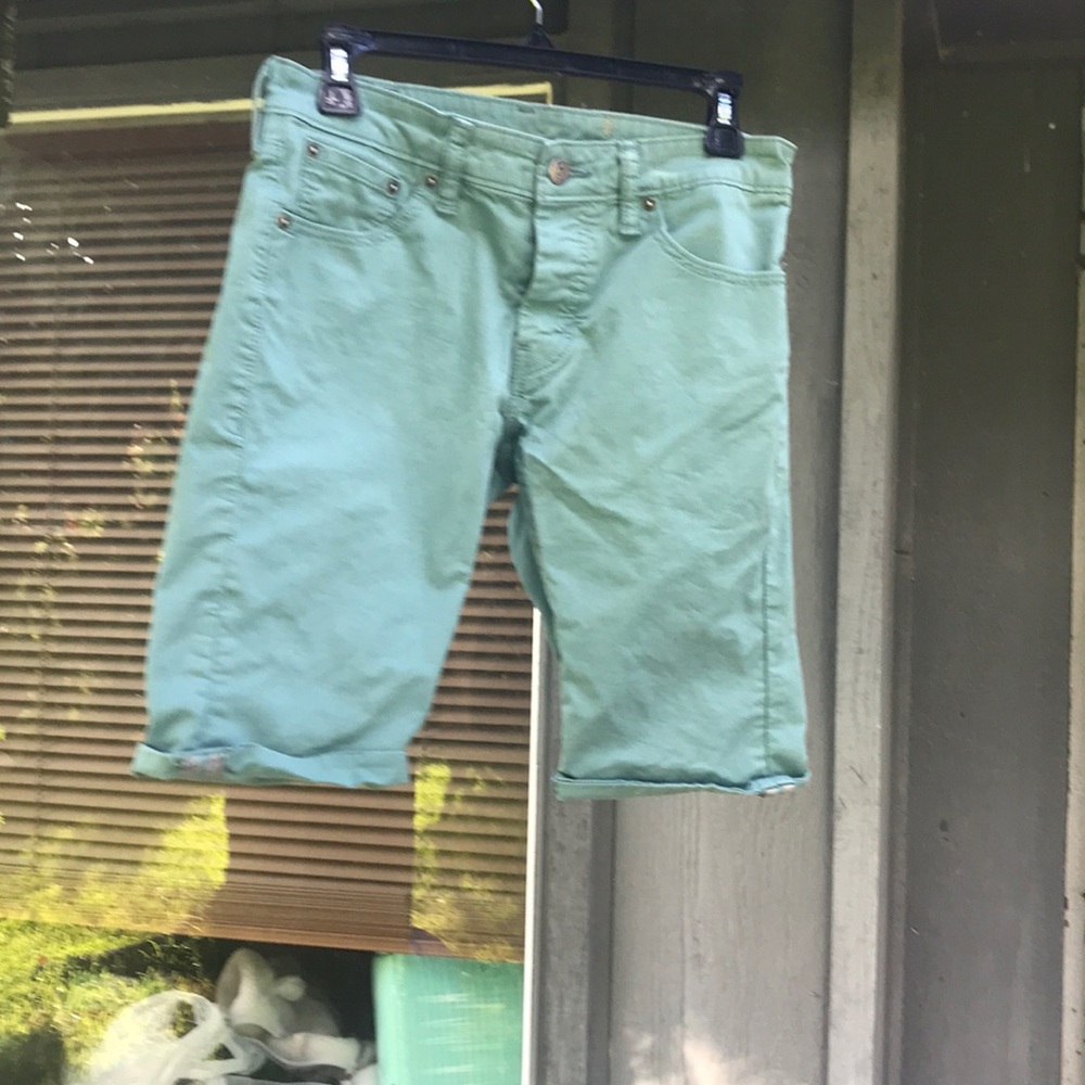 Canvas material shorts
